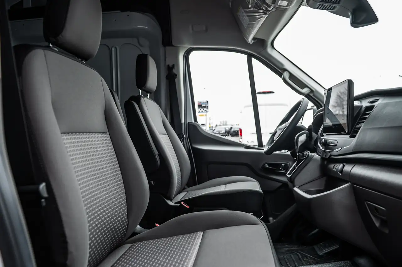 Ford Transit Passenger Wagon снимка Ford Transit Passenger Wagon