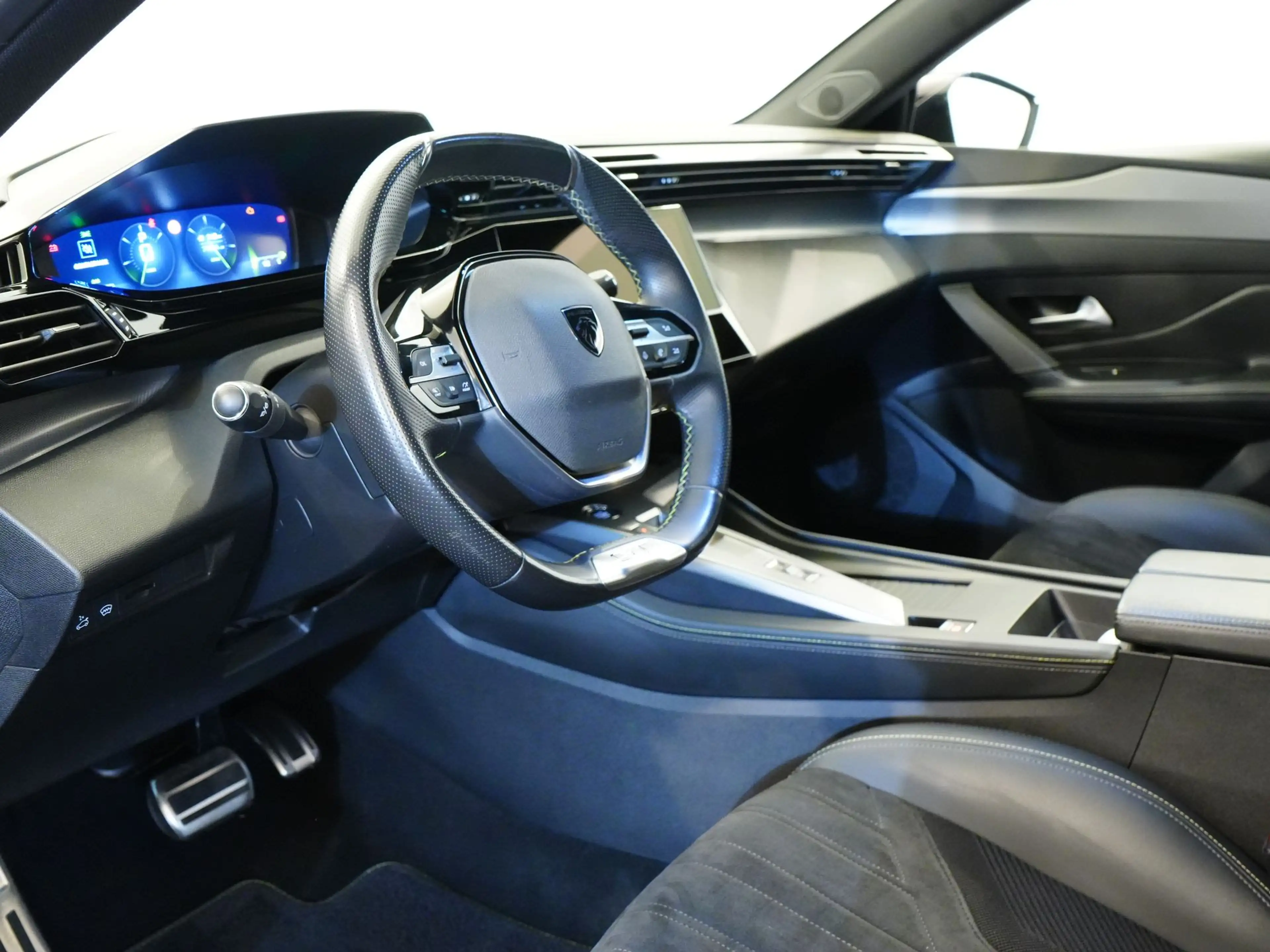 Peugeot 308 GT LINE 1.5 HDi |Clima|Led|Jts18"|Navi|Caméra — photo 9