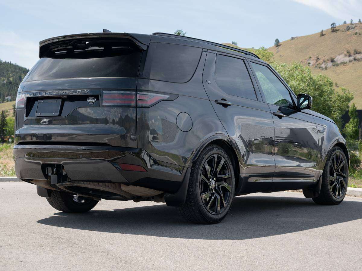 2023 Land Rover Discovery P360 R-DYNAMIC HSE alt 2
