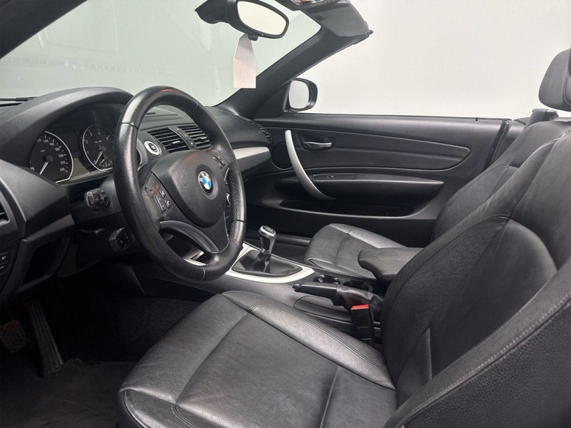 BMW 118 Cabrio Leder aus Rentnerhand — photo 7