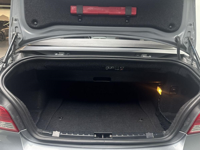 BMW 118 Cabrio Leder aus Rentnerhand — photo 12