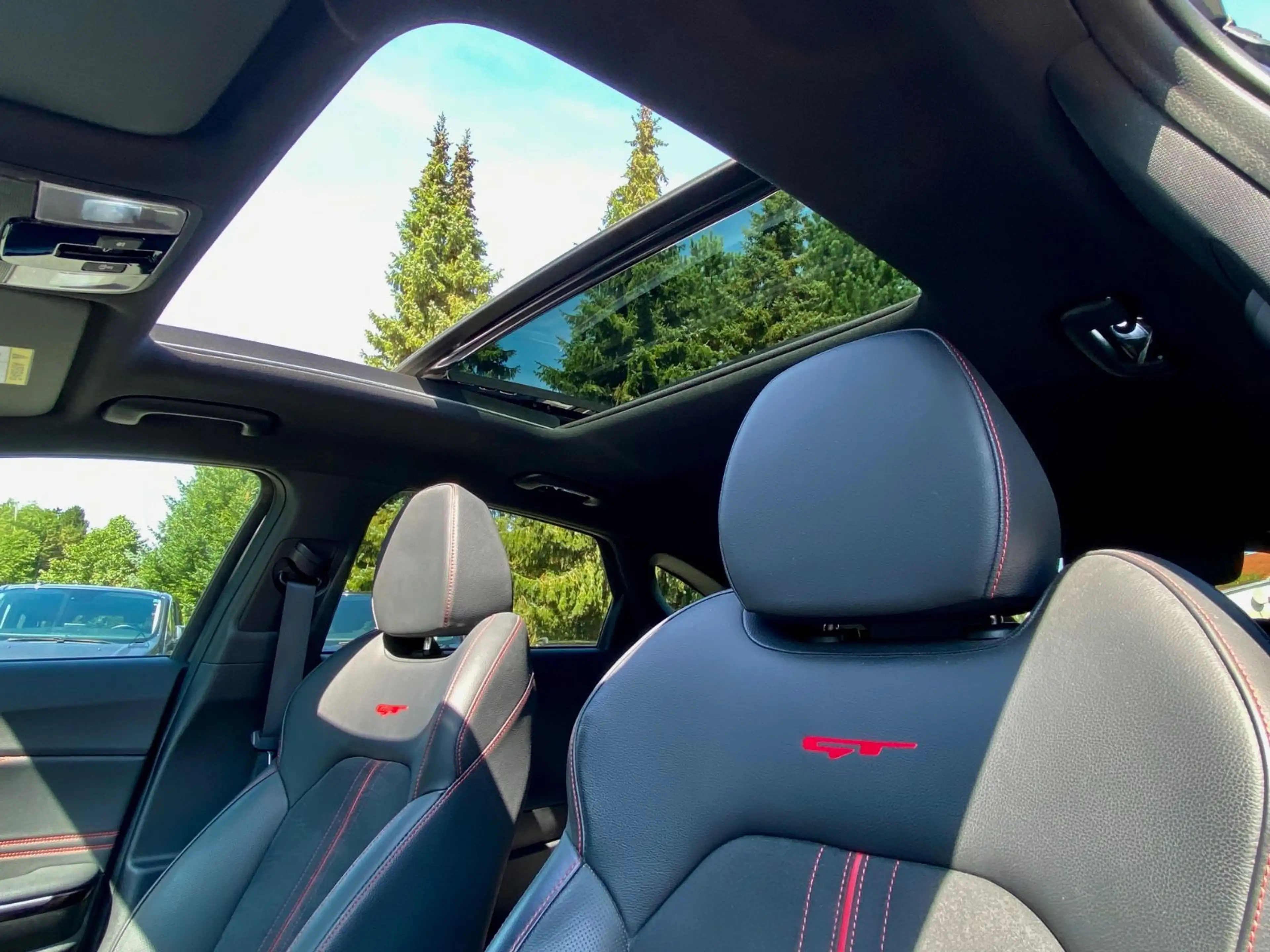 Kia ProCeed / pro_cee'd ProCeed GT Pano Schiebedach JBL — photo 9