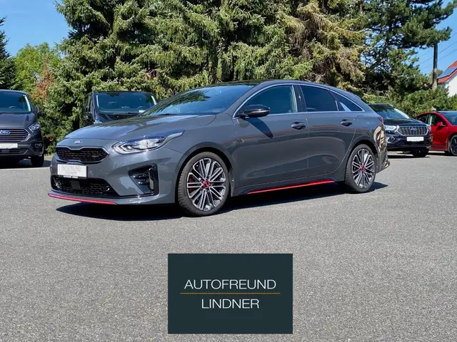Kia ProCeed