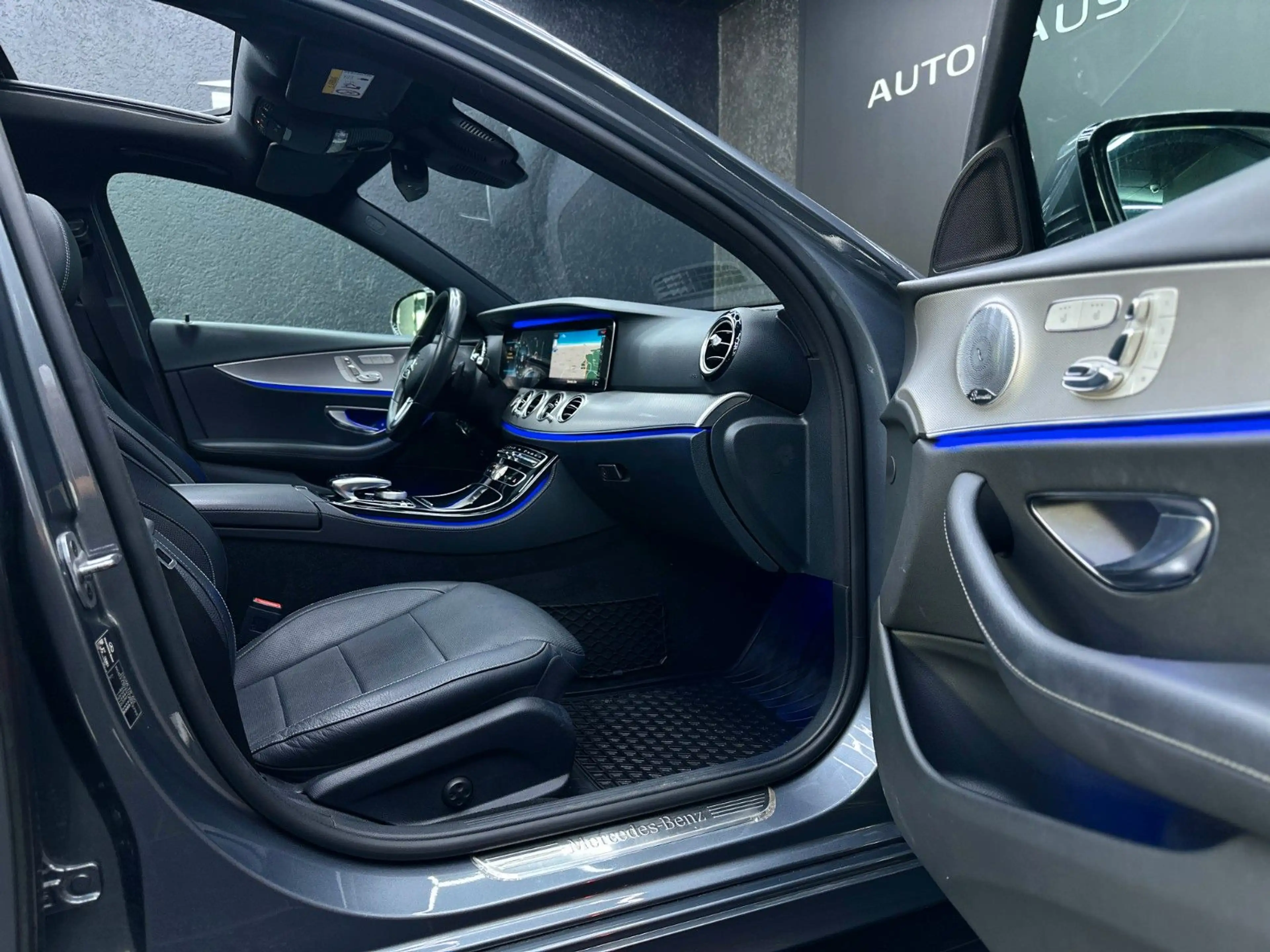 Mercedes-Benz E 400 E400D*LIMO*4MATIC*LUFT*AMG*PANO*MEMORY*20"*BURME — photo 7