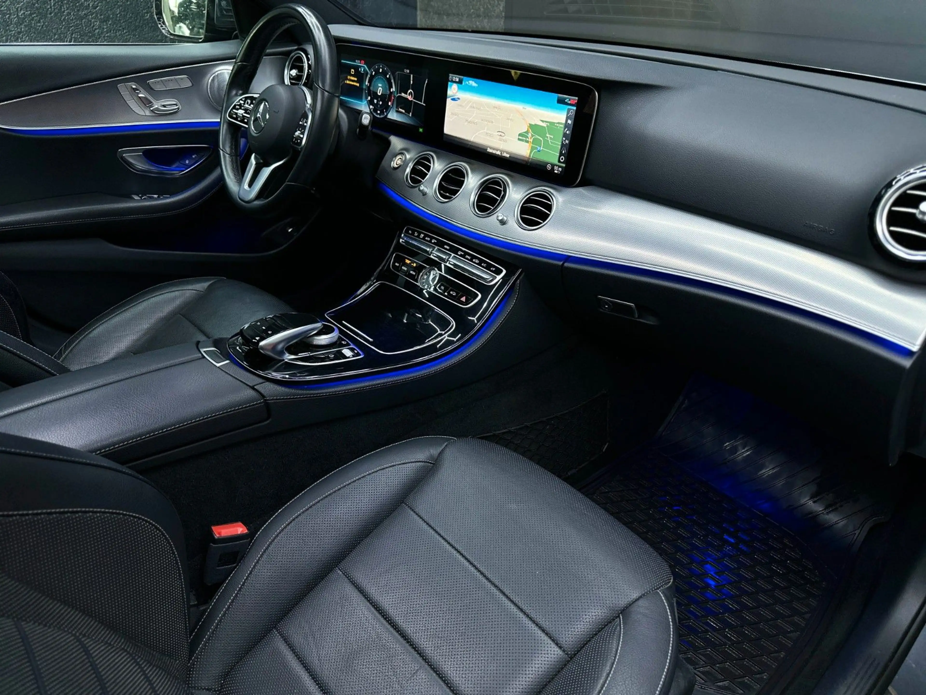 Mercedes-Benz E 400 E400D*LIMO*4MATIC*LUFT*AMG*PANO*MEMORY*20"*BURME — photo 11