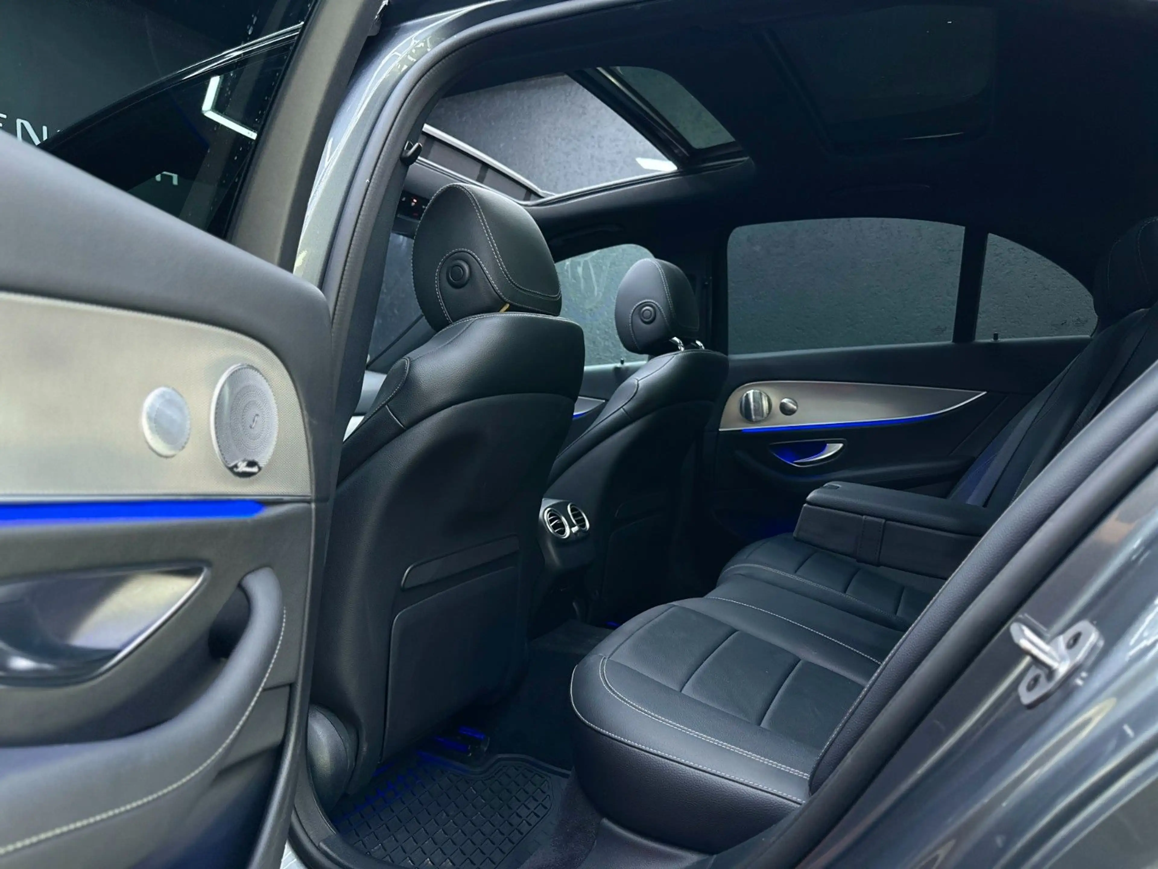Mercedes-Benz E 400 E400D*LIMO*4MATIC*LUFT*AMG*PANO*MEMORY*20"*BURME — photo 14