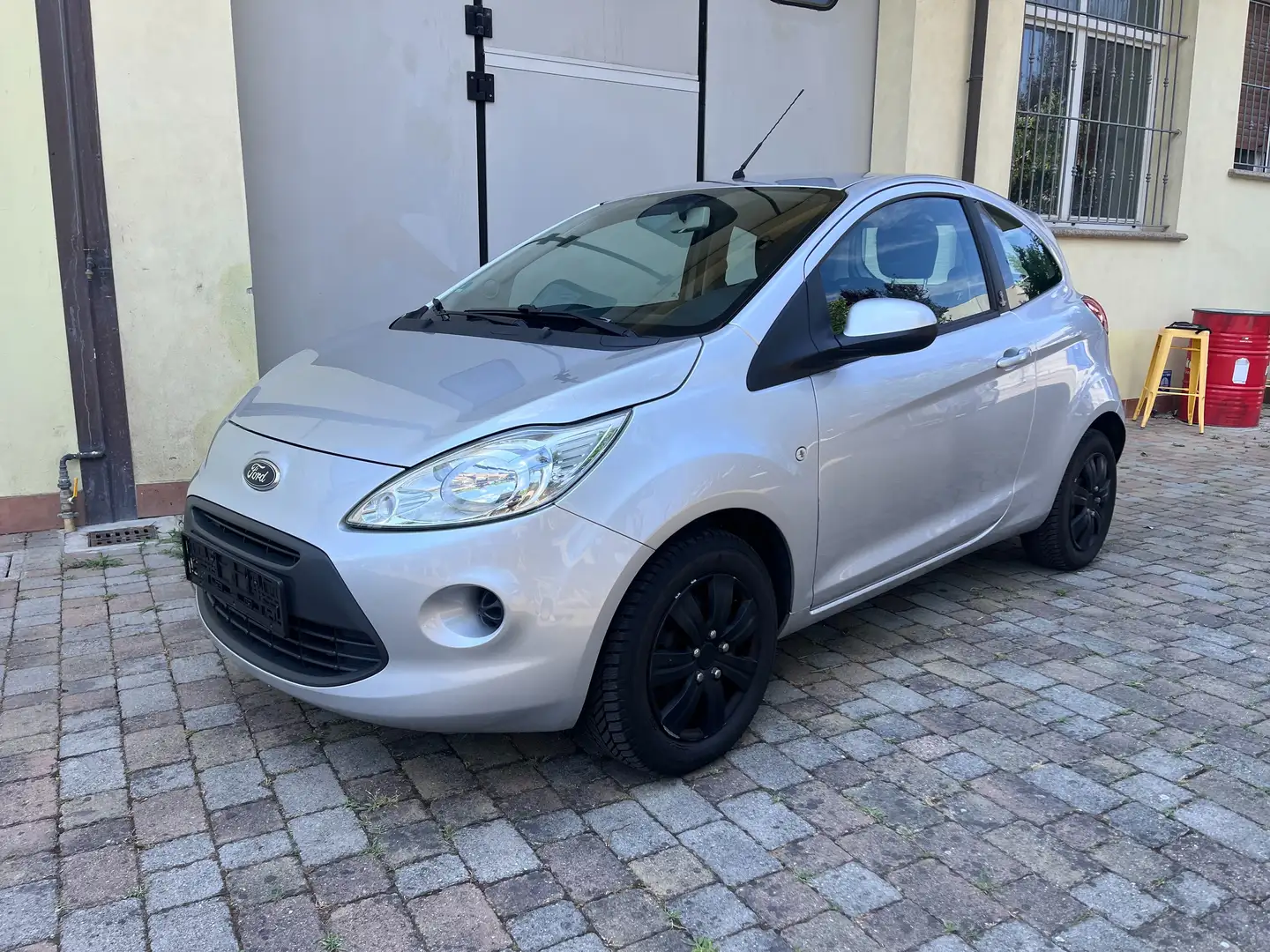 Ford Ka/Ka+ Ka 1.2 Titanium s/esp,tcs 69cv E5 Argento - 1