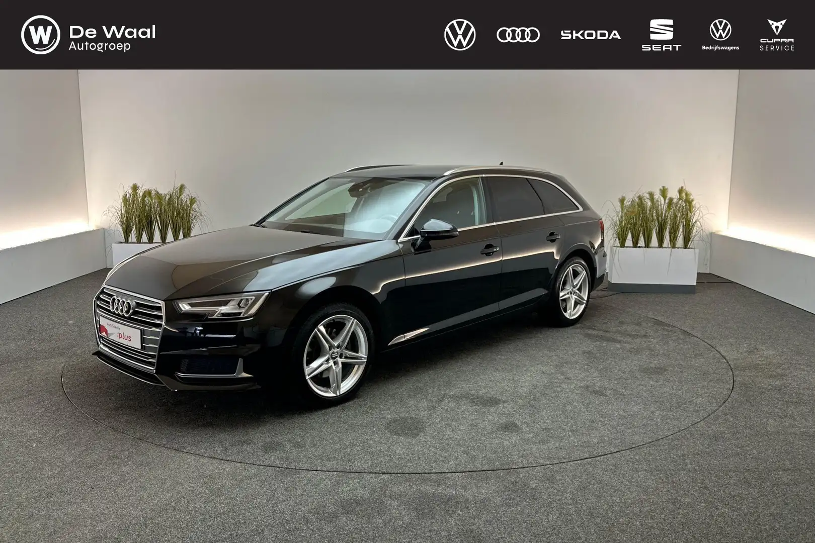 Audi A4 Avant 35 TFSI 150pk S tronic Sport Lease Edition | Zwart - 1