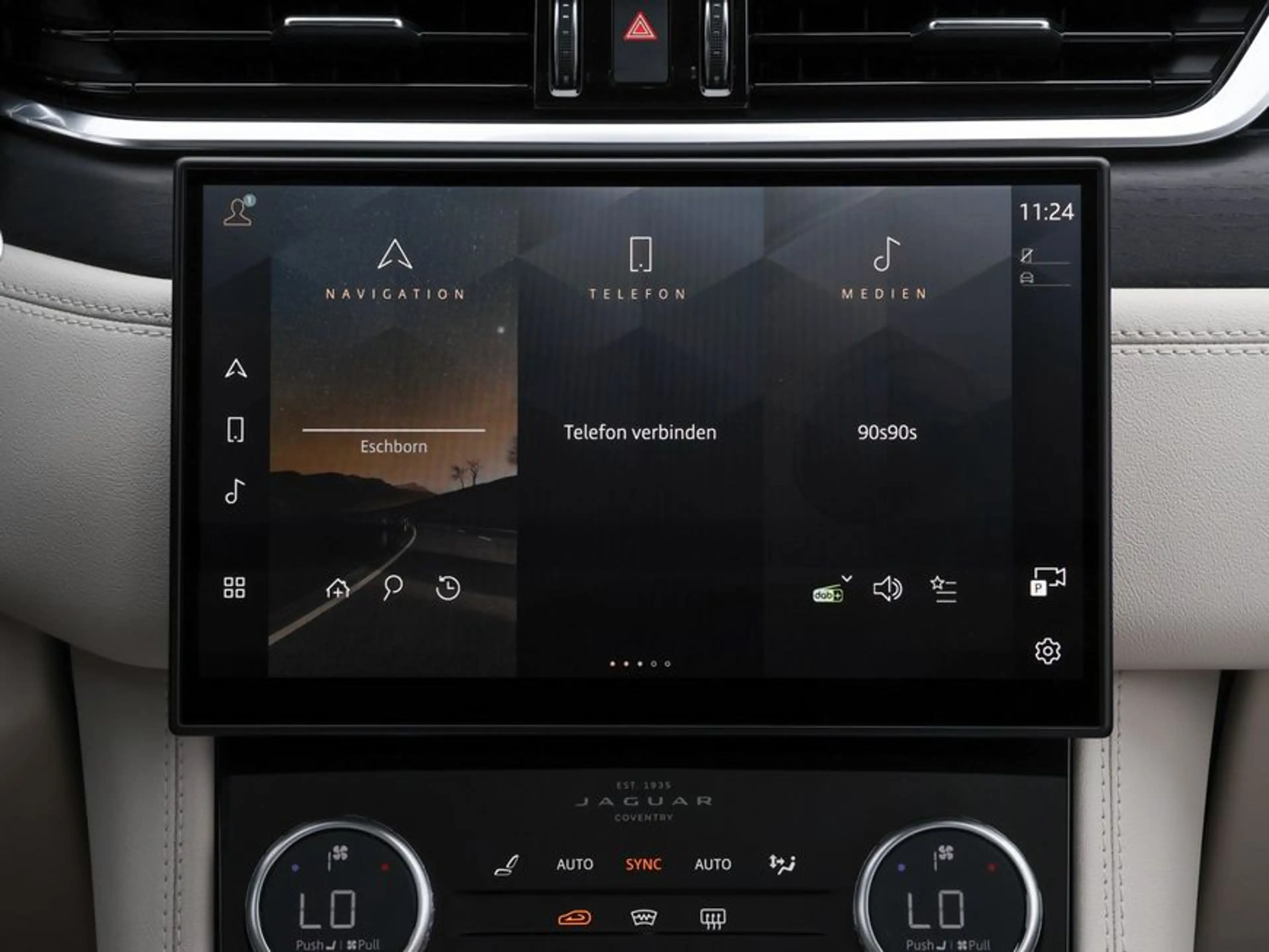 Jaguar F-Pace P400 AWD Sport — photo 11