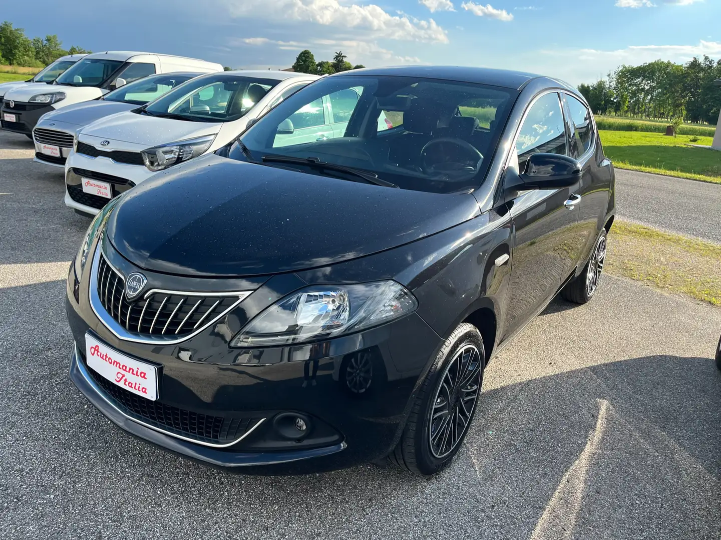 Lancia Ypsilon Ypsilon 1.0 firefly hybrid Gold s Nero - 2