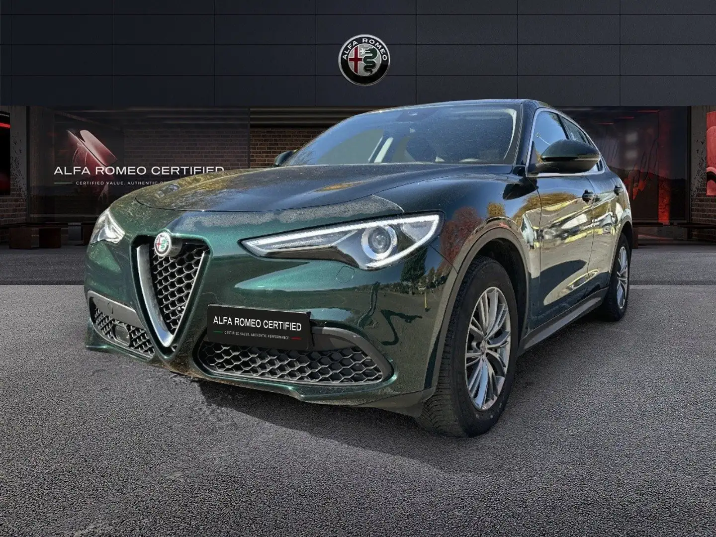 Alfa Romeo Stelvio 2.2 Turbo Diesel 190CV Business AT8 Q4 Vert - 1