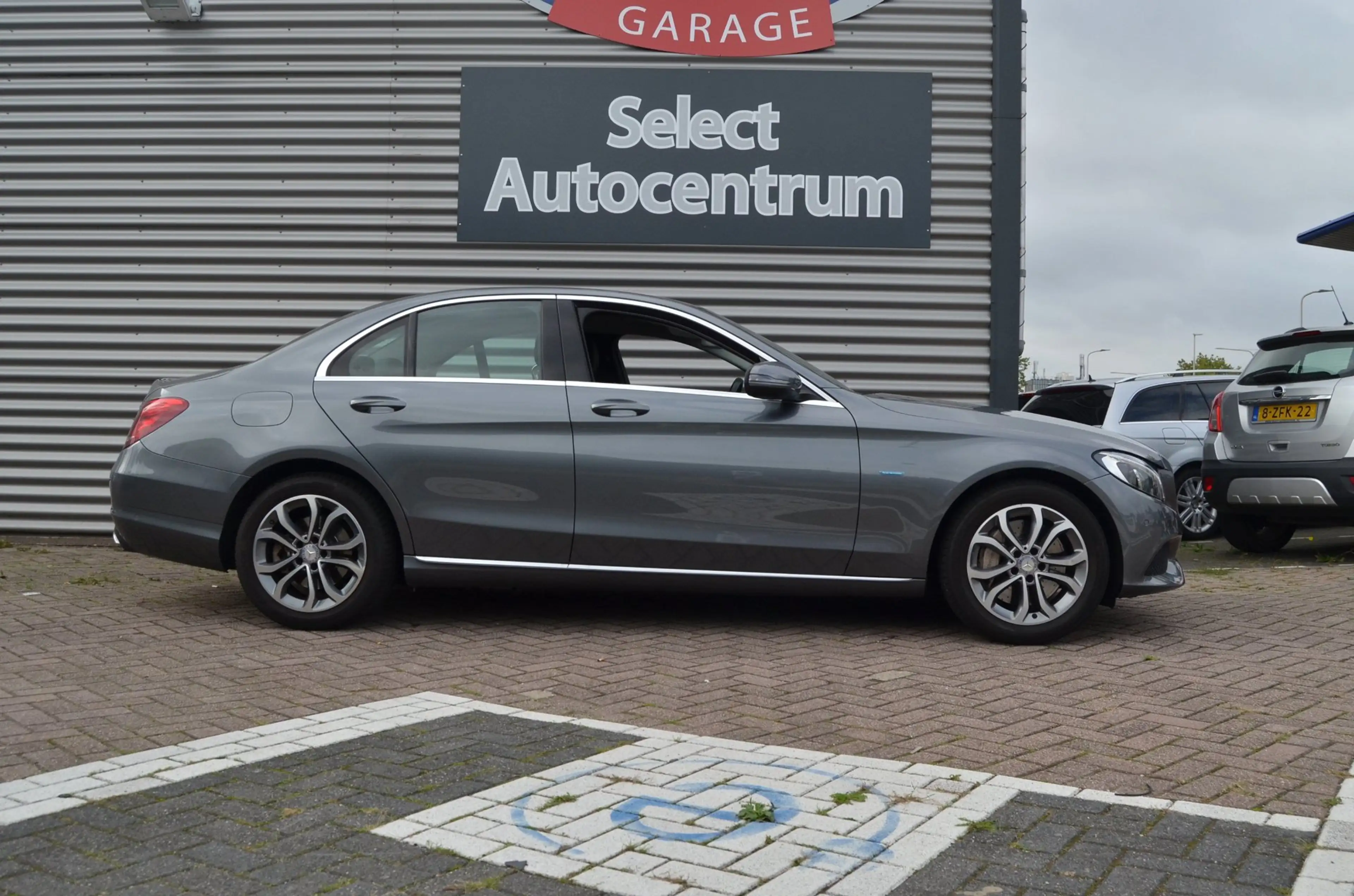 Mercedes-Benz C 350 e LUCHTVERING|TREKHAAK|HALF LEER|279PK|HYBRIDE|AUT — photo 5