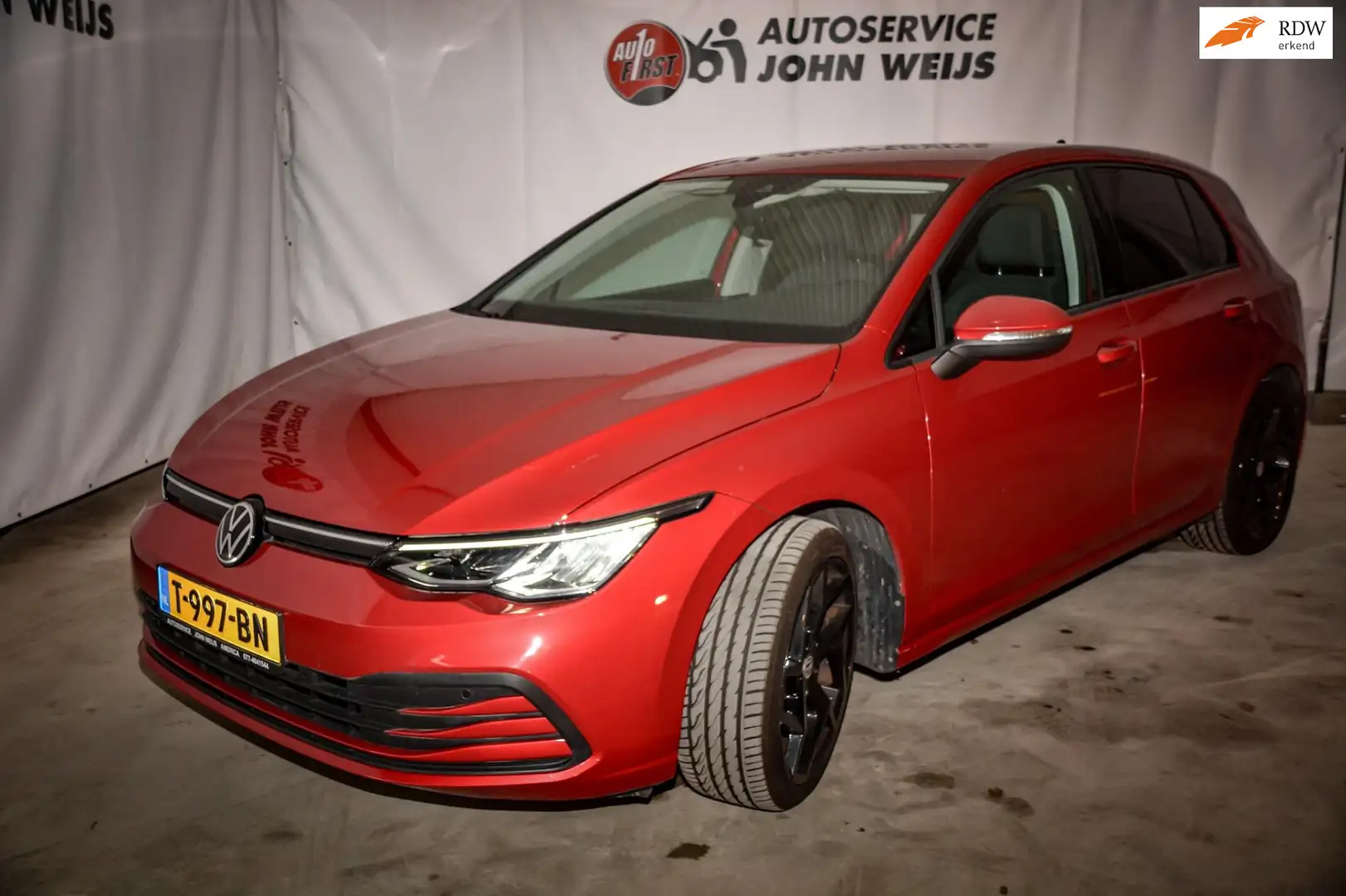 Volkswagen Golf 1.5 TSI Life Business Rouge - 1