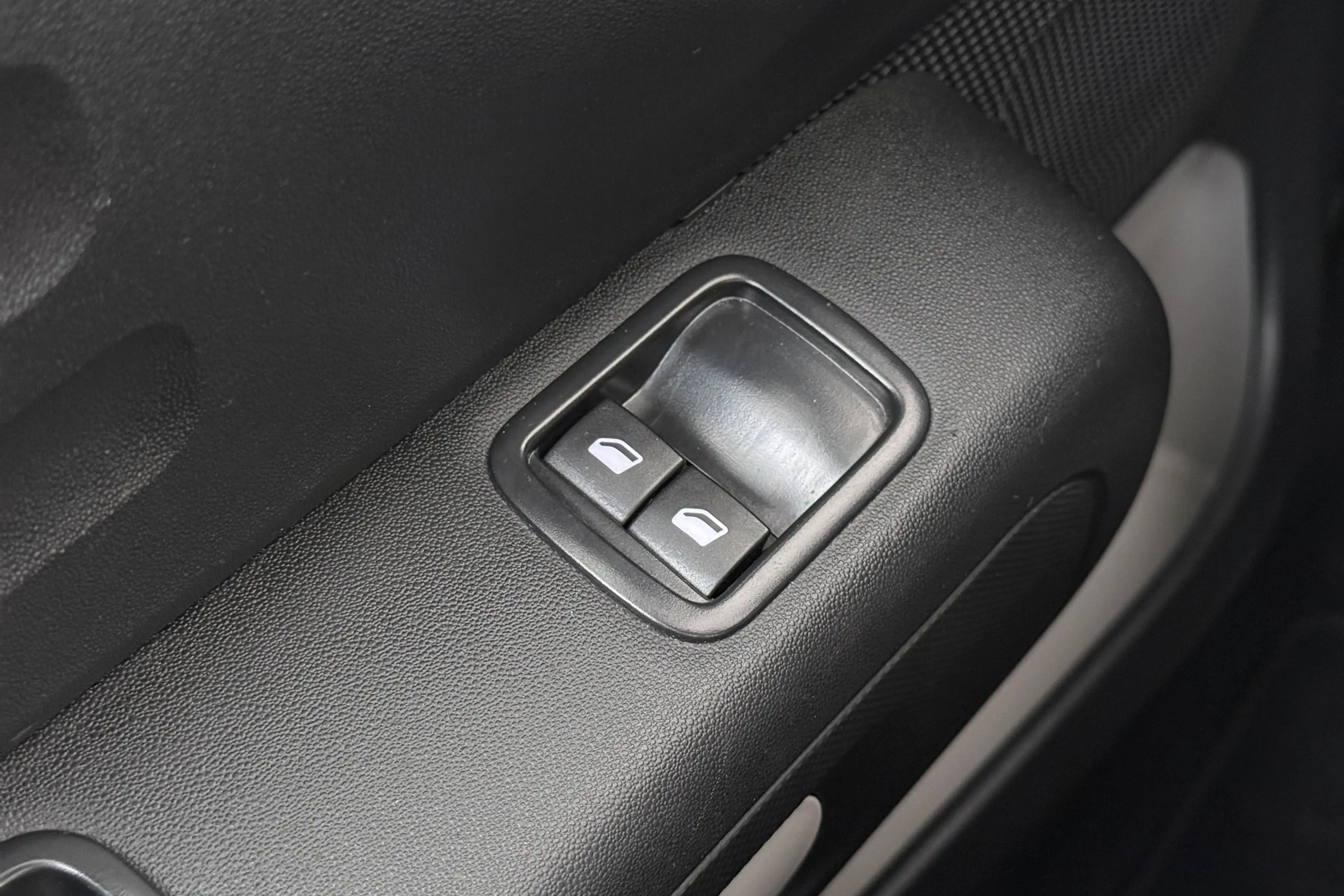 Citroen C3 83 PK Business+ Carplay Cruise LED — photo 16