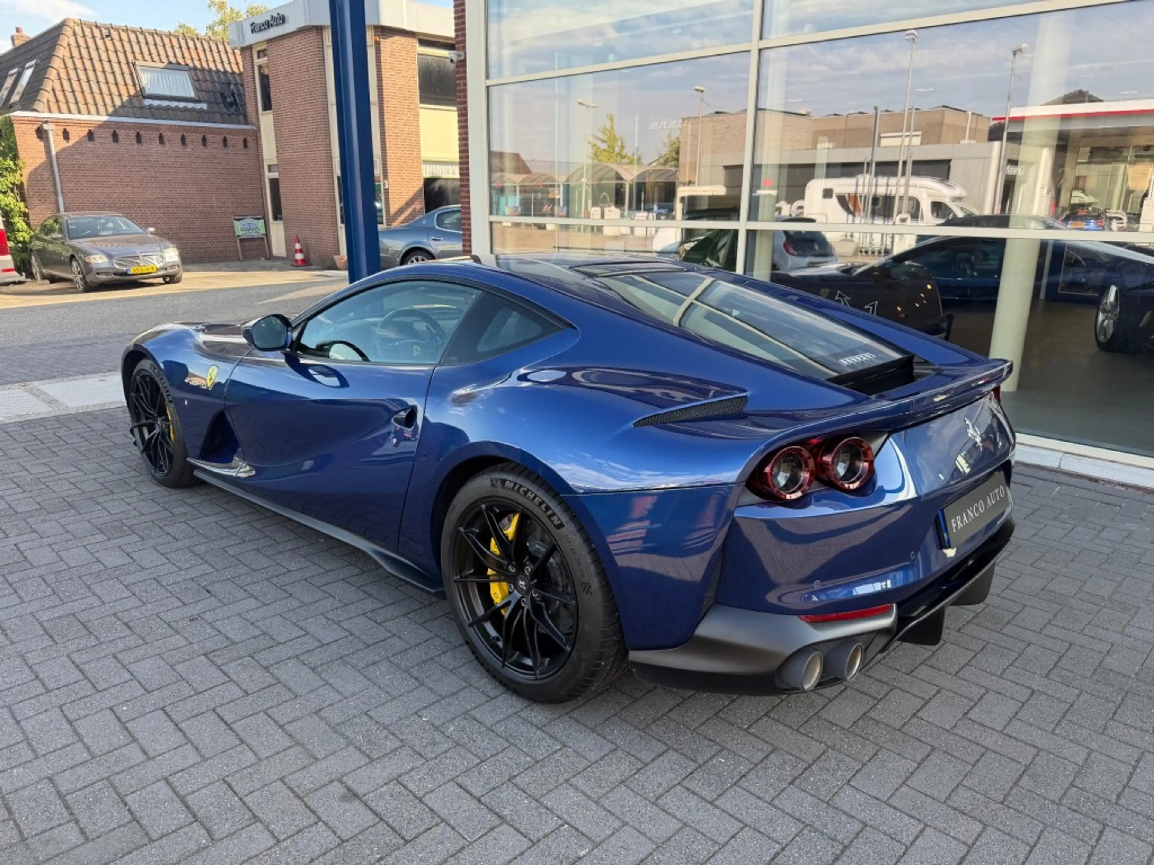 Ferrari 812 Blu tour de France BTW auto — photo 12