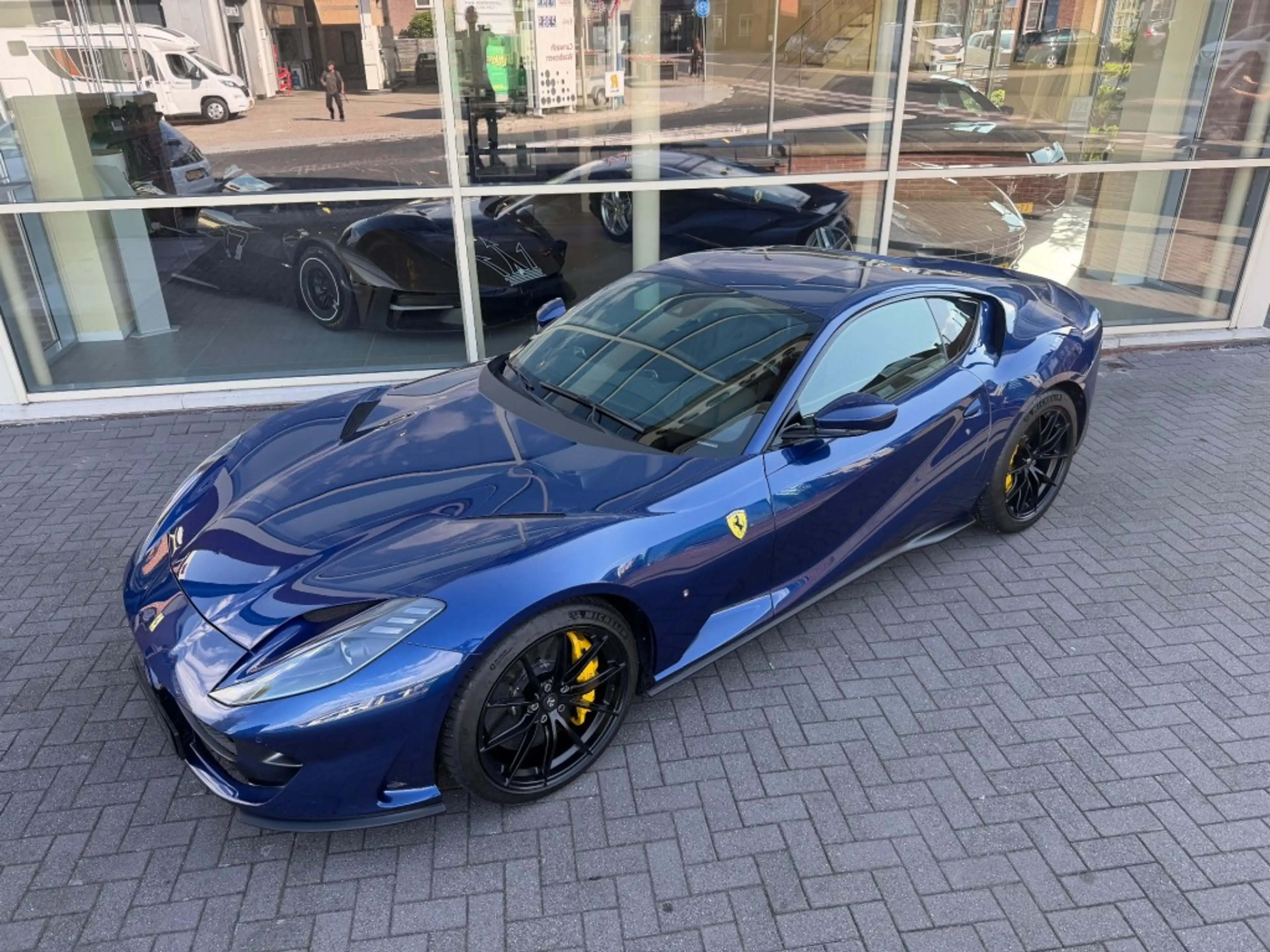 Ferrari 812 Blu tour de France BTW auto — photo 8