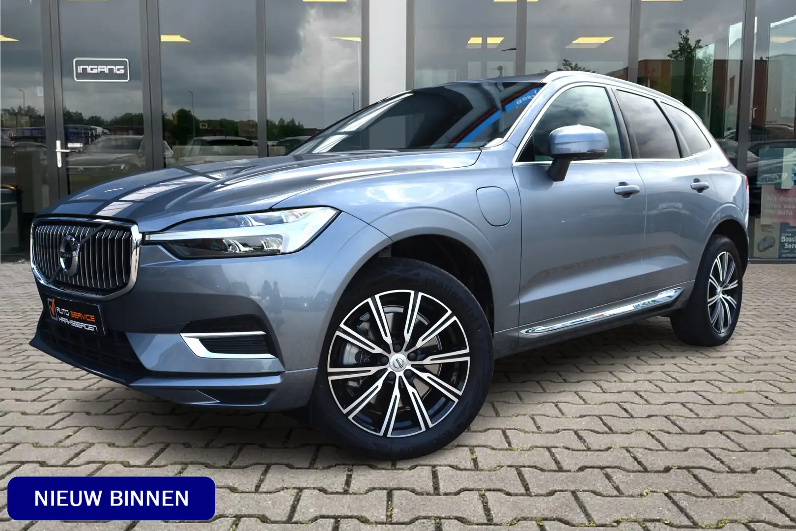 Volvo XC60 2.0 Recharge T6 AWD Inscription | Pano | Head-Up | Grijs - 1