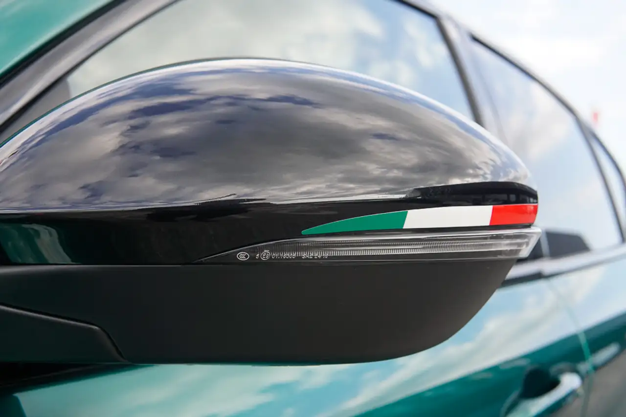 Alfa Romeo Stelvio 2025 — фото 14