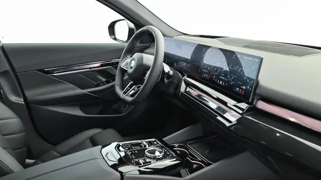 BMW 530 e xDrive Ansicht 22