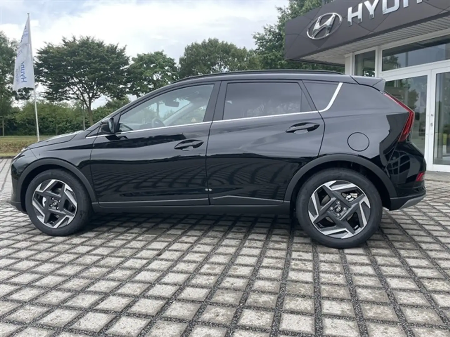 Hyundai BAYON PRIME Automatik Assistenzpaket Schwarz - 2