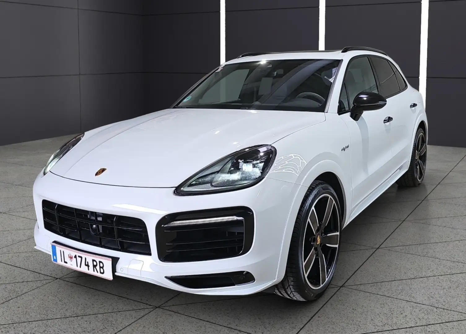 Porsche Cayenne III GTS Aut. Weiß - 2