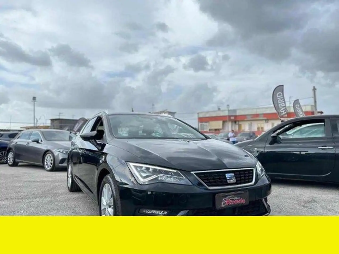SEAT Leon 1.6 TDI 115 CV Ambition DSG Automatica Schwarz - 2