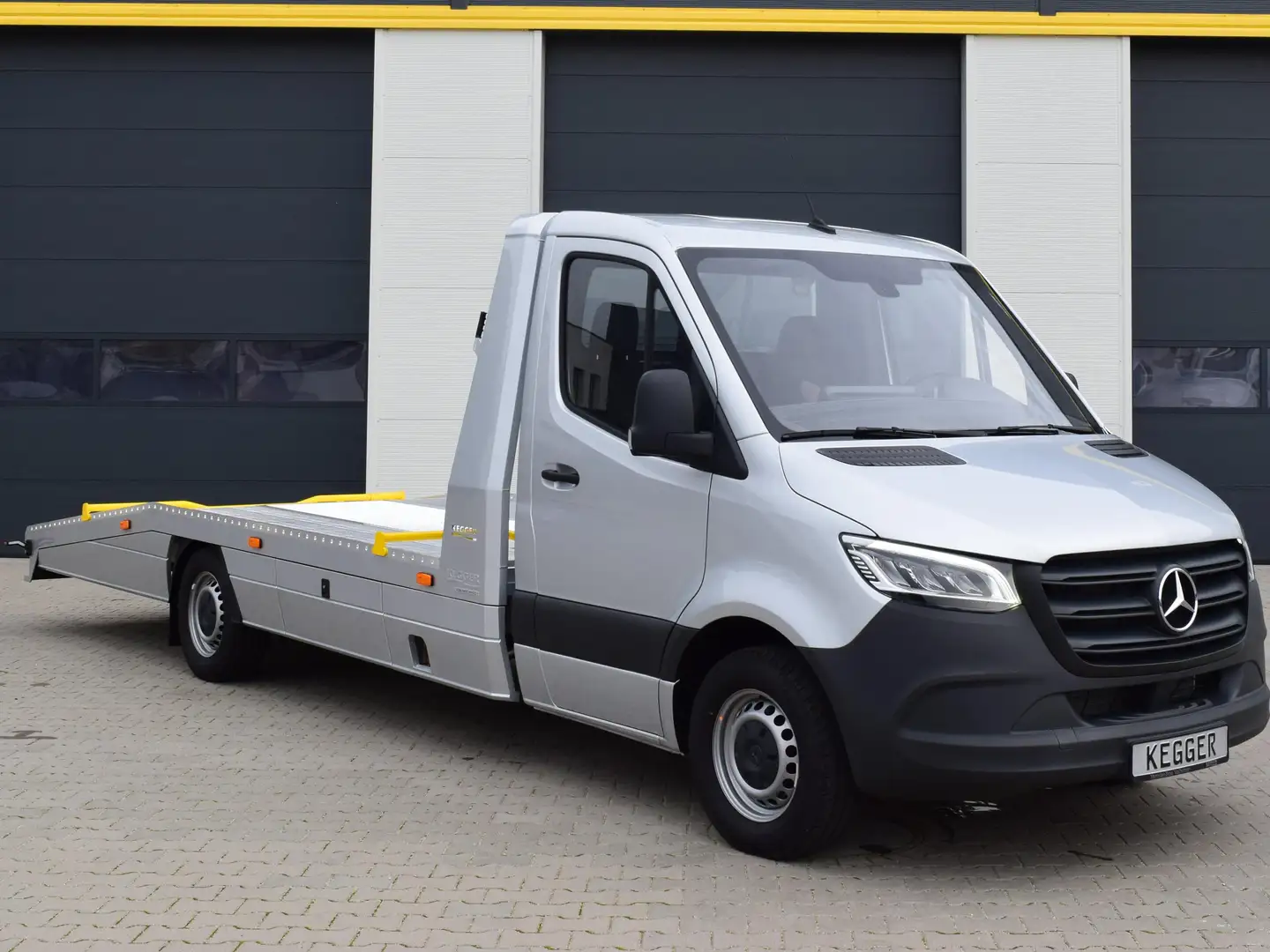 Mercedes-Benz Sprinter 315 CDI SOFORT LED/MBUX/AHK/Schwingsitz Silber - 1