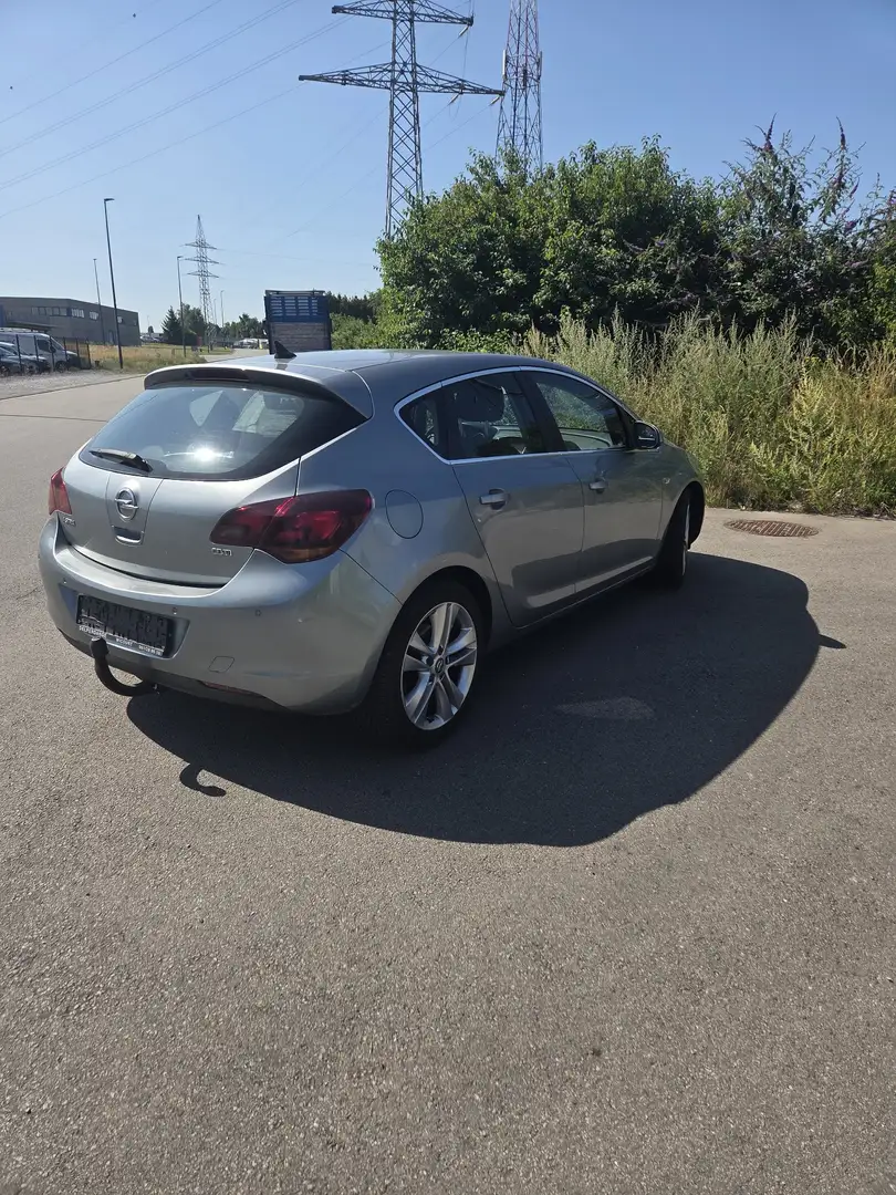 Opel Astra 1.7 CDTi ECOTEC Sport DPF - 2