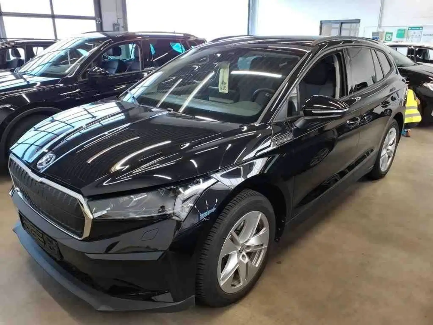 Skoda Enyaq 60Loft Matrix ACC SHZ Kessy Navi Kamera WP Schwarz - 1