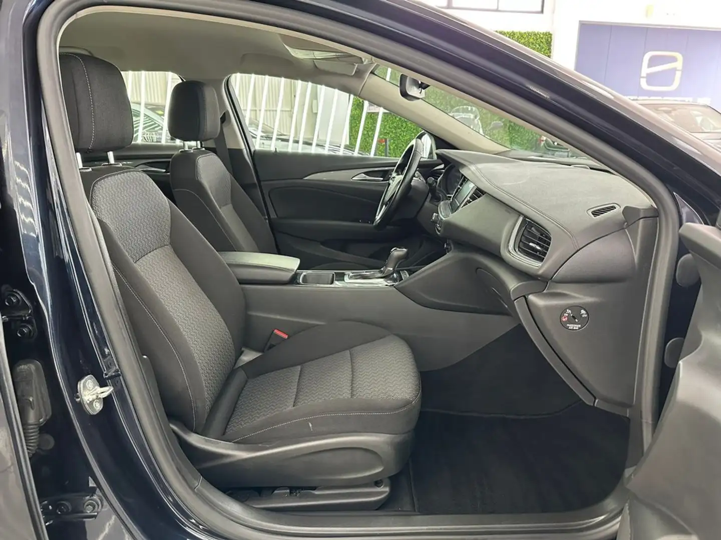 Opel Insignia ST 1.6CDTI S&S Selective Pro Aut. 136 Azul - 2