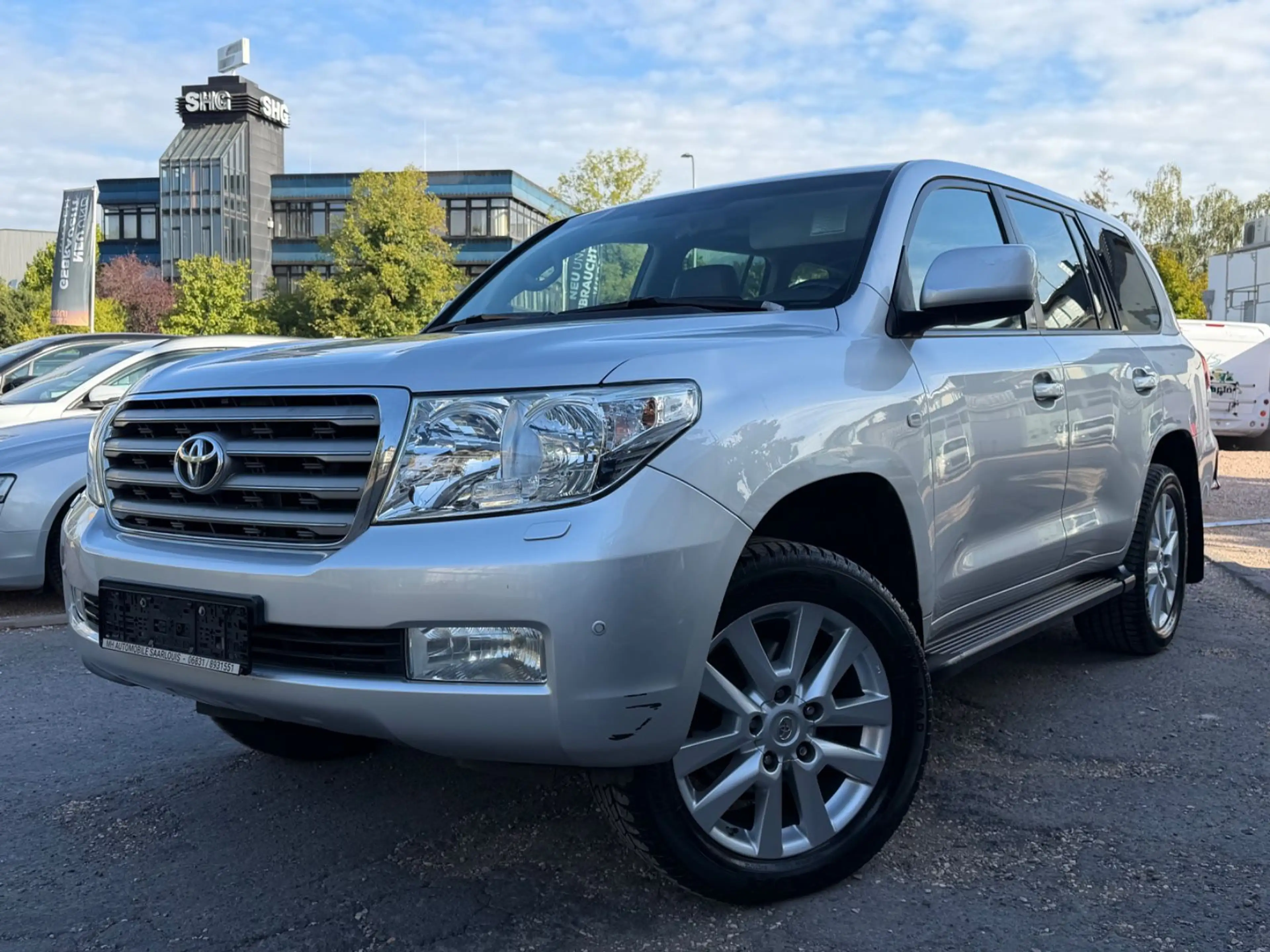 Toyota Land Cruiser 200 Executive/7xsitzer/LEDER/Kamera