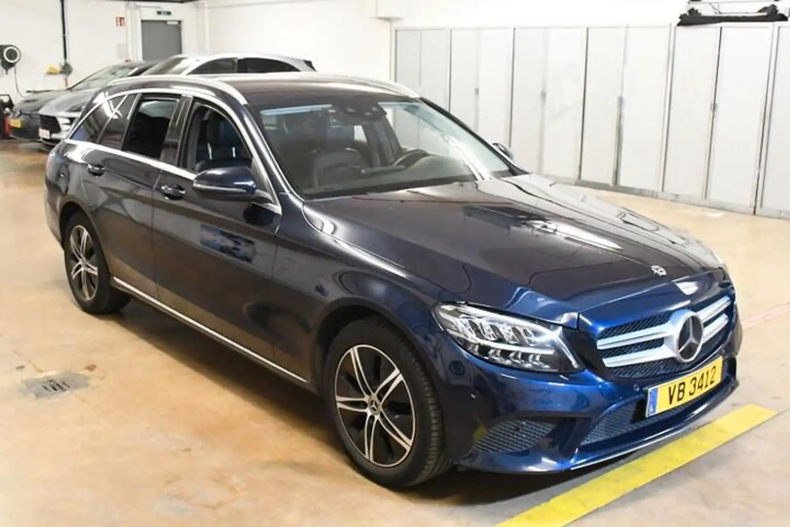 Mercedes-Benz C 220 d 4MATIC T Autom.*LED*KAMERA*SHZ* Azul - 2