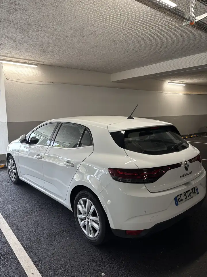 Renault Megane Berline — photo 4