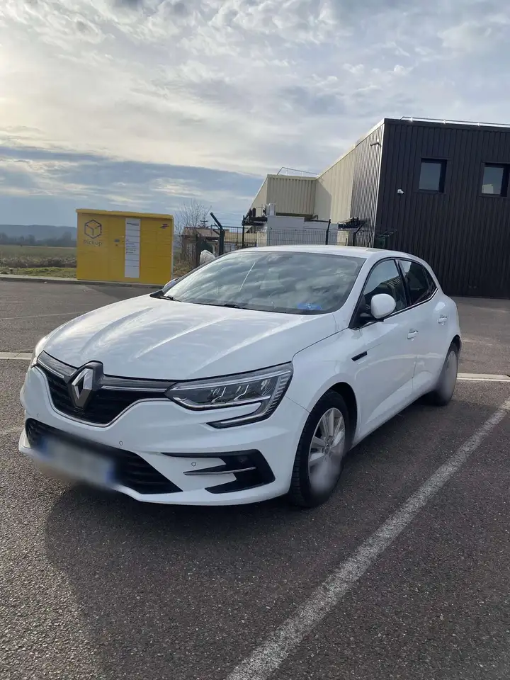 Renault Megane Berline — photo 10