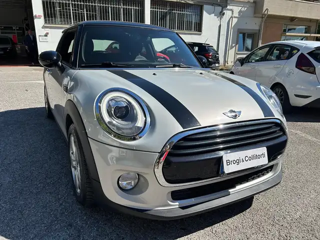 MINI Cooper D Cabrio Cooper D Hype