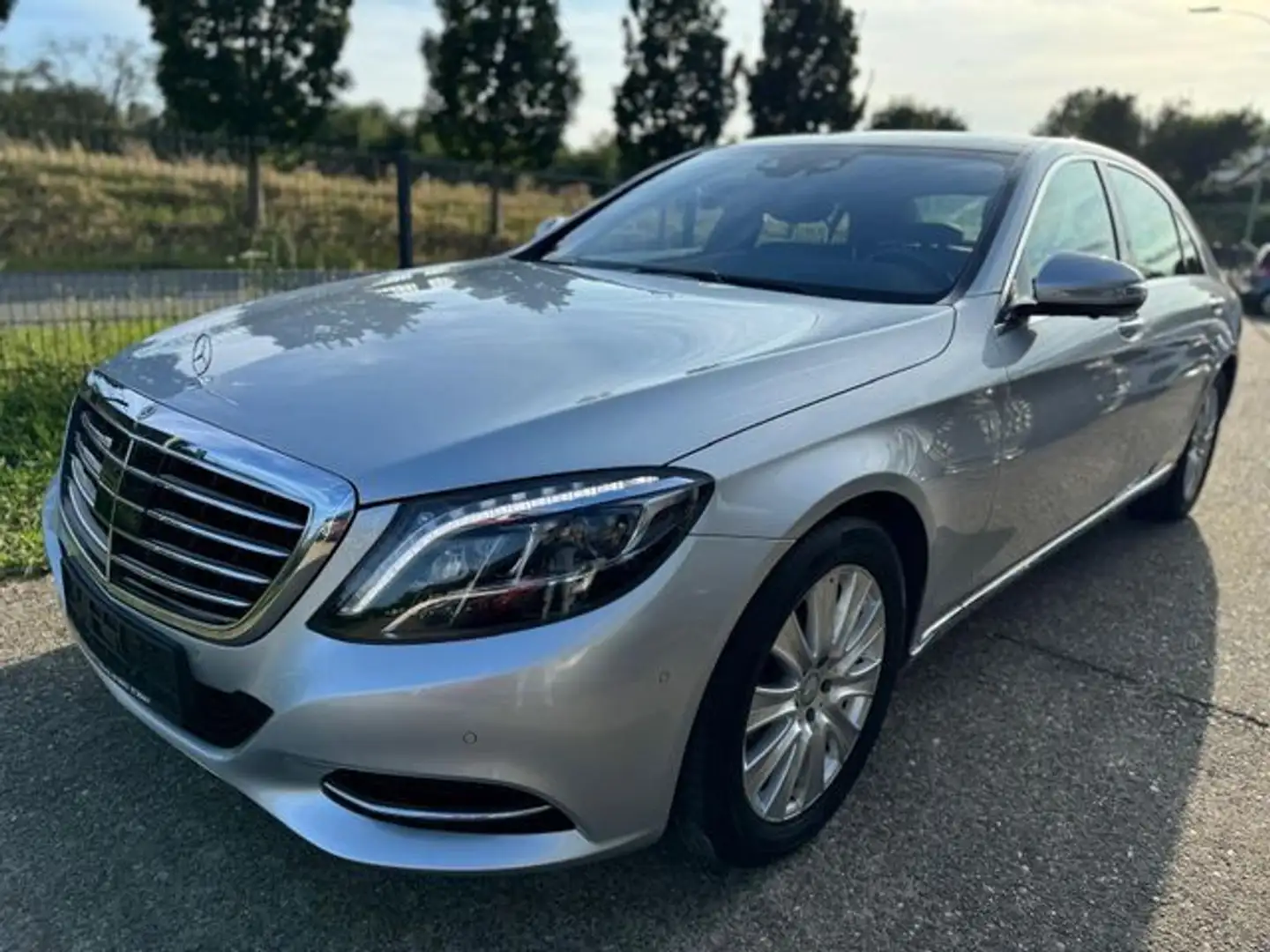 Mercedes-Benz S 350 BlueTec / d L*HUD*PANO*DISTRONIC+*360°* Silber - 1