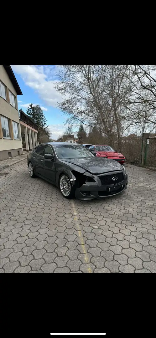 Infiniti Q70 M30DS EXPORT bis 18.04 3.800€ - 2