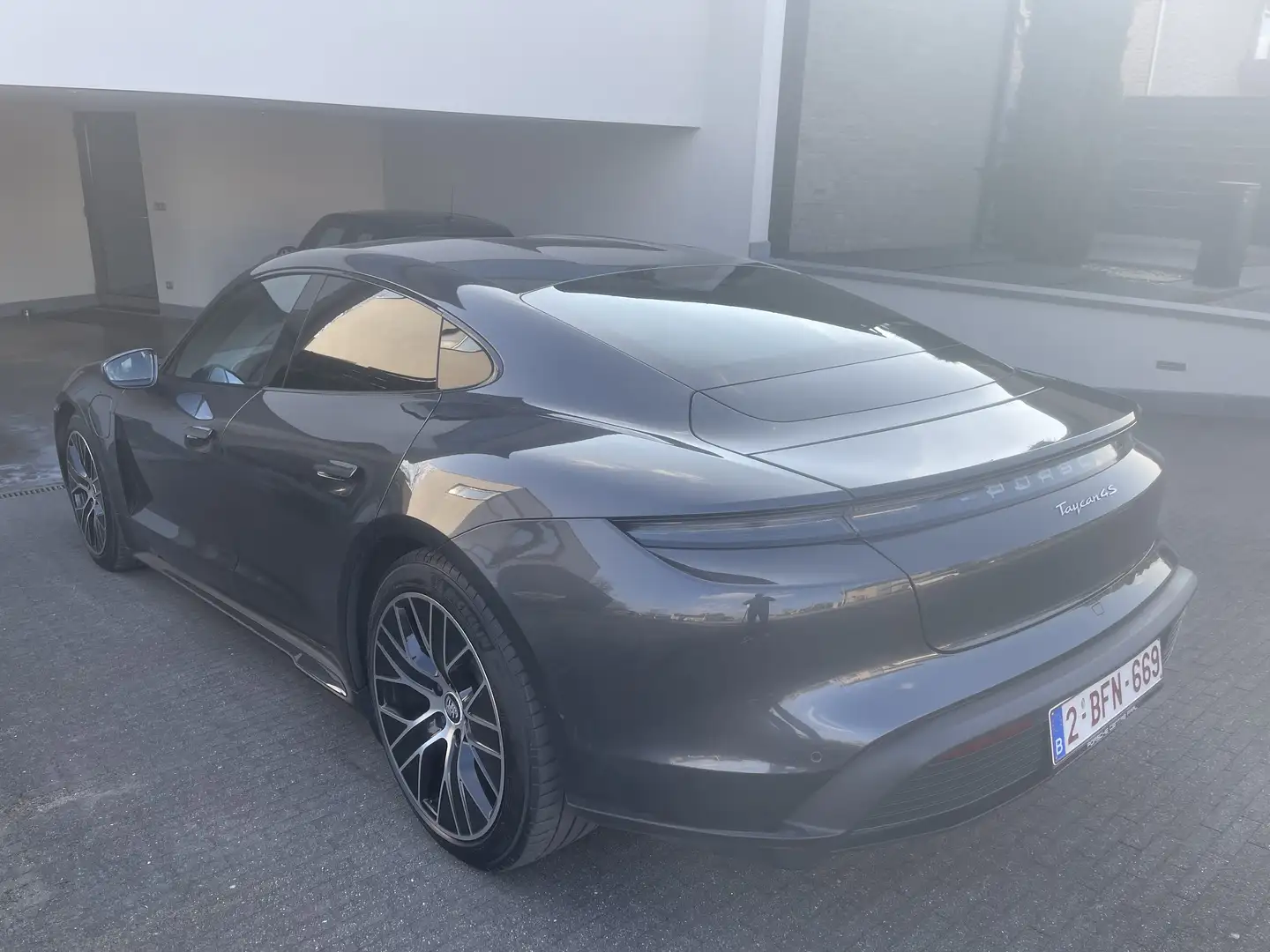 Porsche Taycan 4S - 2