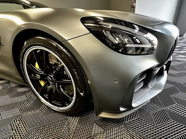 Mercedes-Benz AMG GT R Limited Roadster Ansicht 3