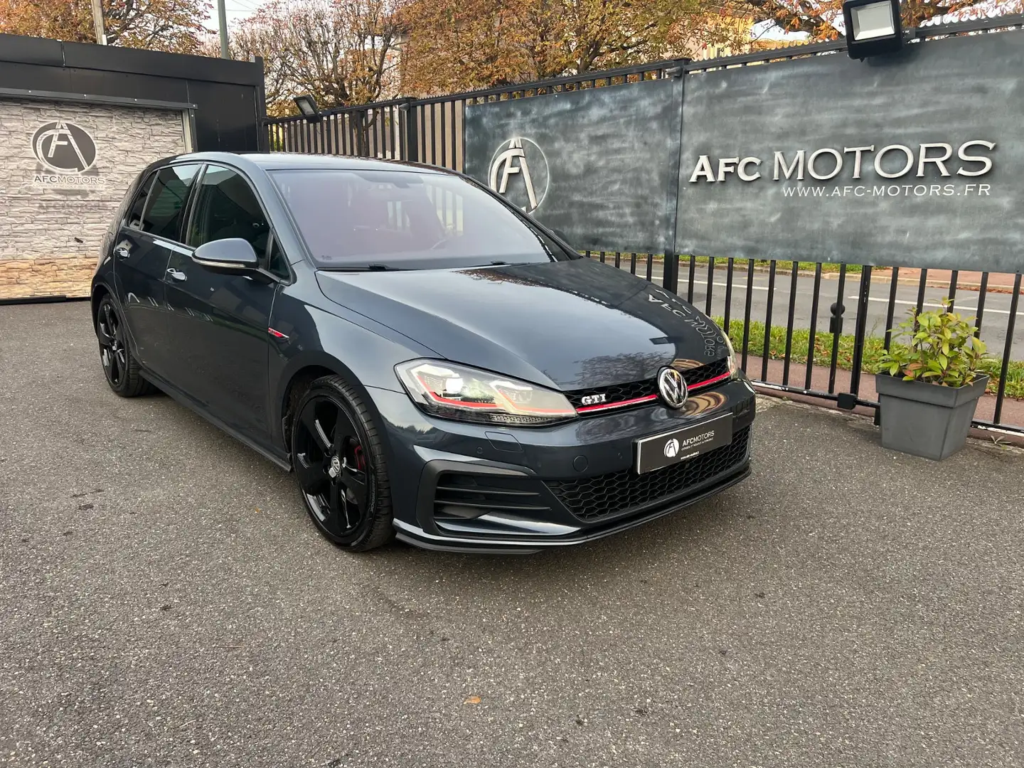 Volkswagen Golf GTI 230 CH BVM 6 Grijs - 1