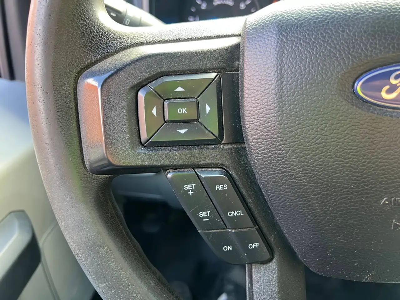 Ford F 350 снимка Ford F 350