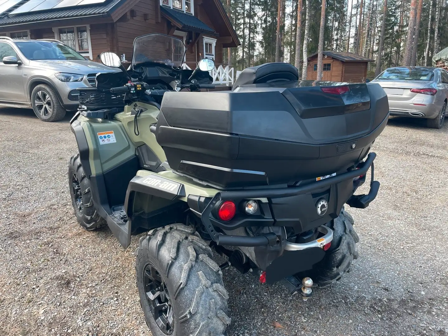 Can-Am Outlander Pro Max+ 570 MAX Vert - 2