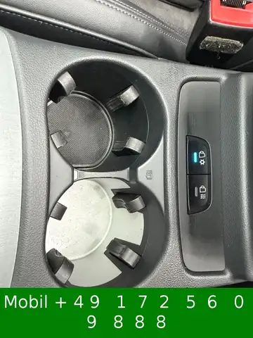 Audi Q5 view 8