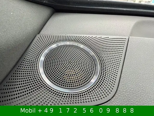 Audi Q5 view 10