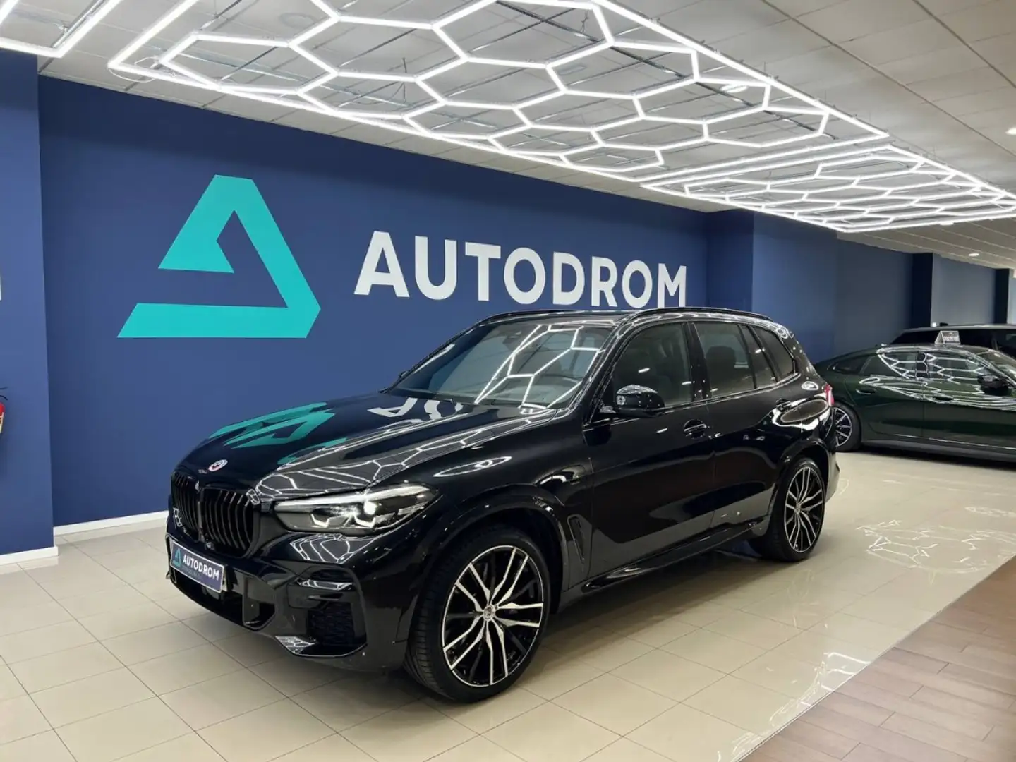 BMW X5 xDrive 45e Zwart - 1