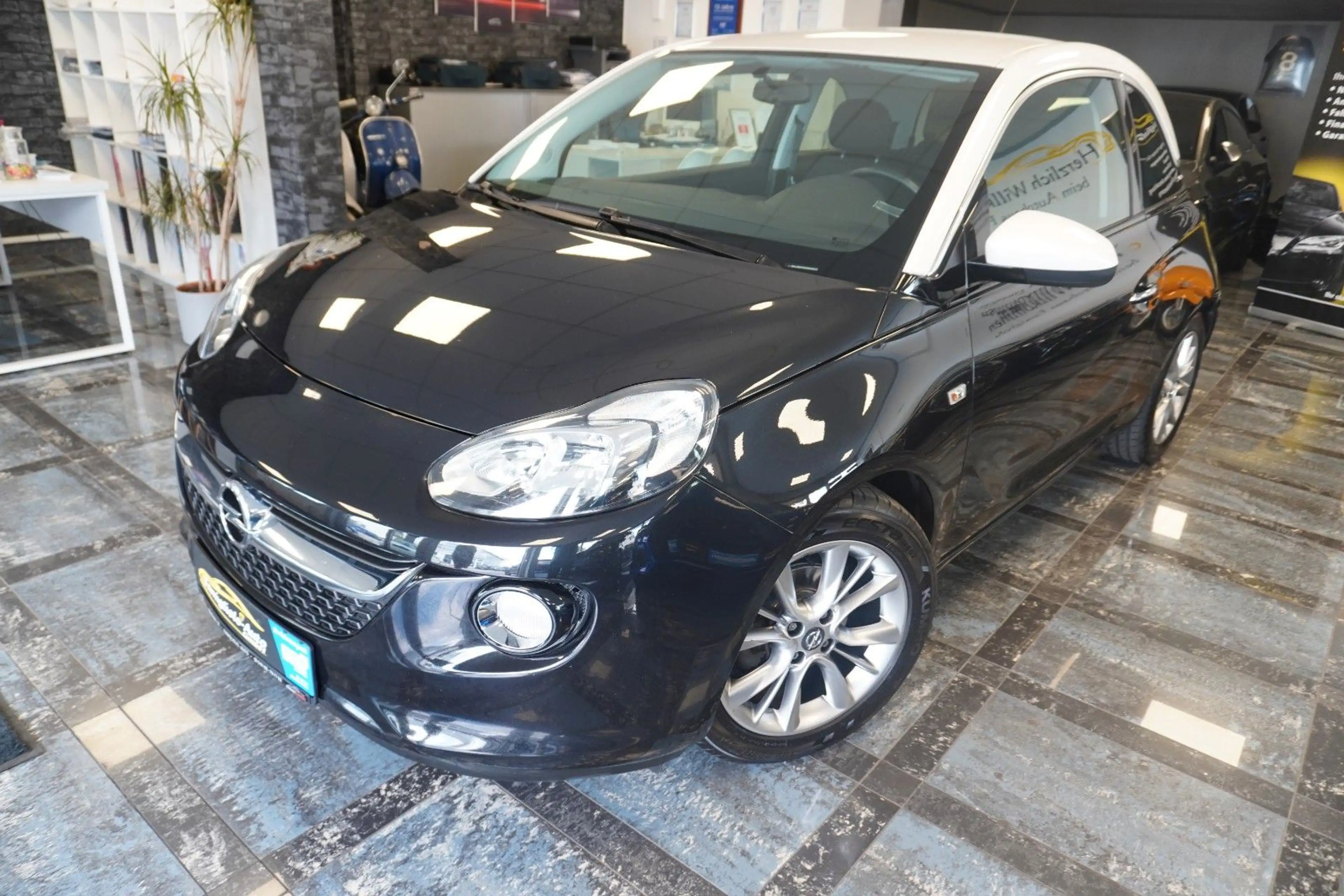 Opel Adam Jam/Klimaanlage/2.Hand/Aluräder/Servo — photo 2