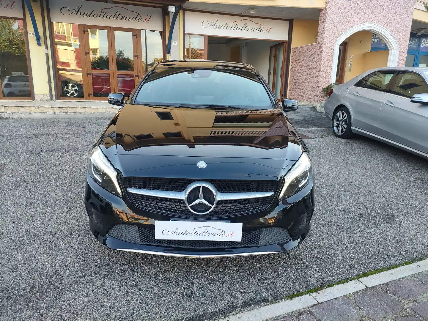 Mercedes-Benz A 200 A 200 d Premium auto my16 Nero - 1
