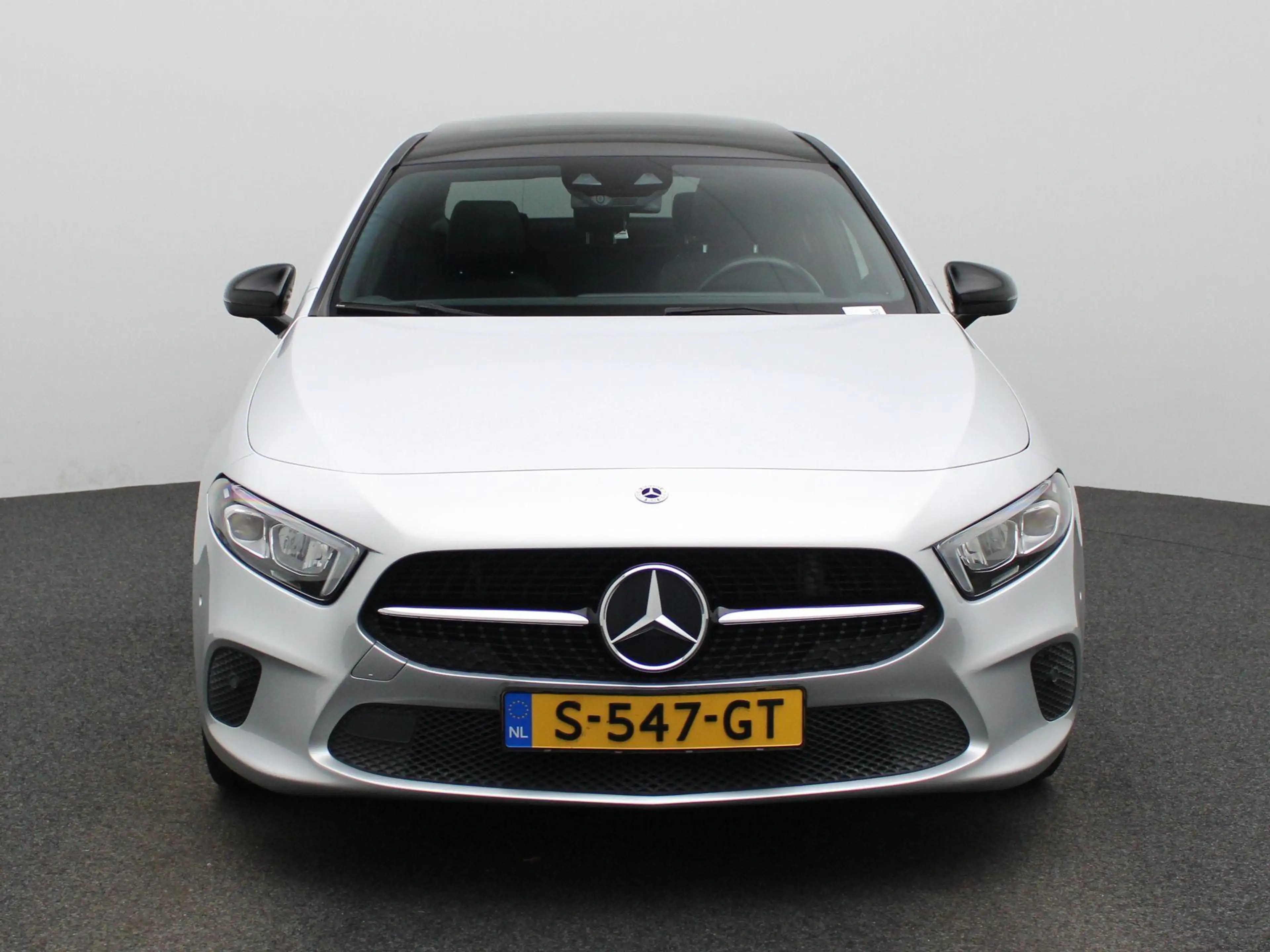Mercedes-Benz A 200 Premium Plus AUTOMAAT | PANORAMADAK | VIRTUEEL | S — photo 3