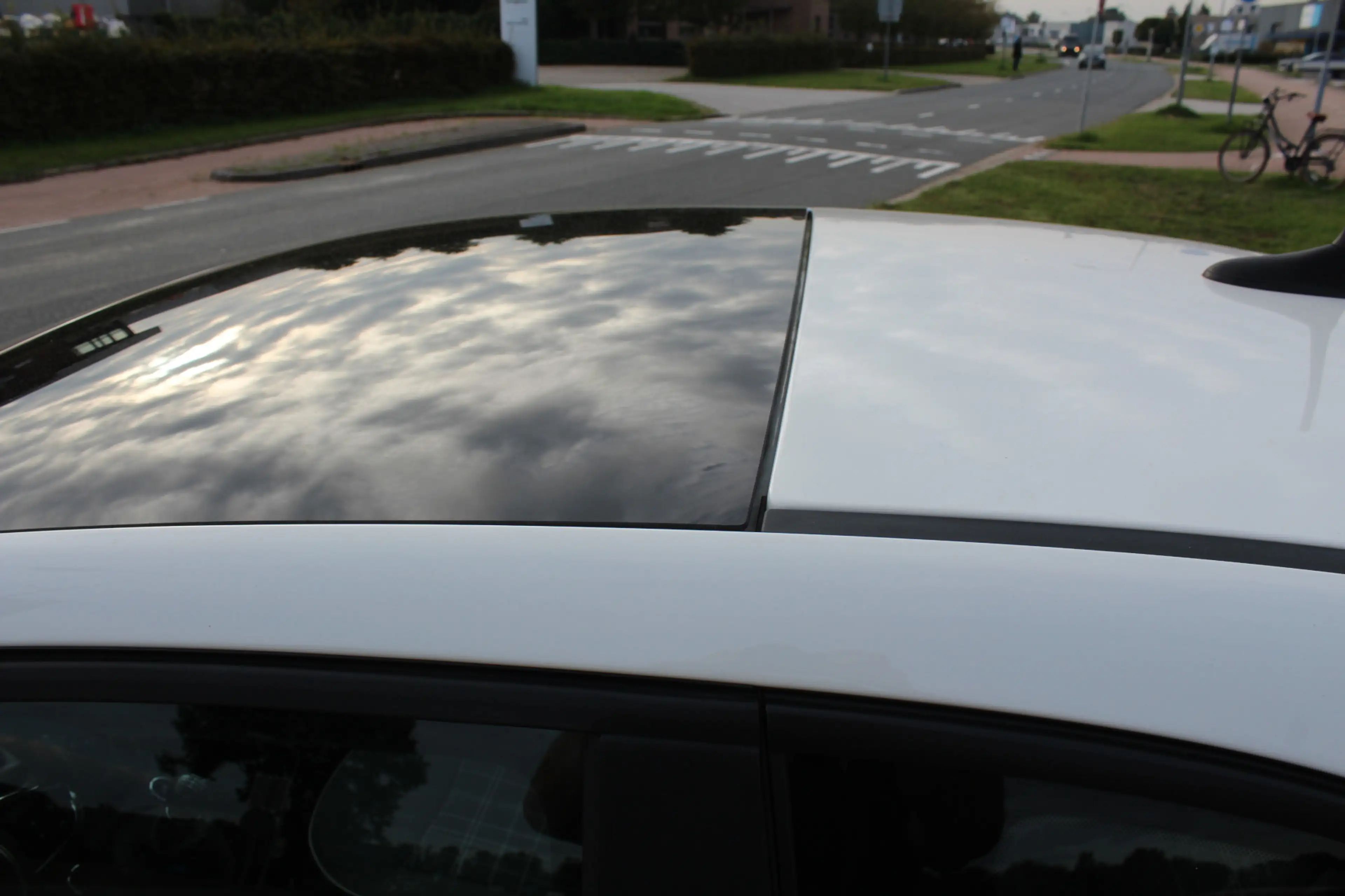 Fiat 500 1.0 Hybrid Airco-Pano-Cruise-Parkeersensoren-Carpl — photo 4