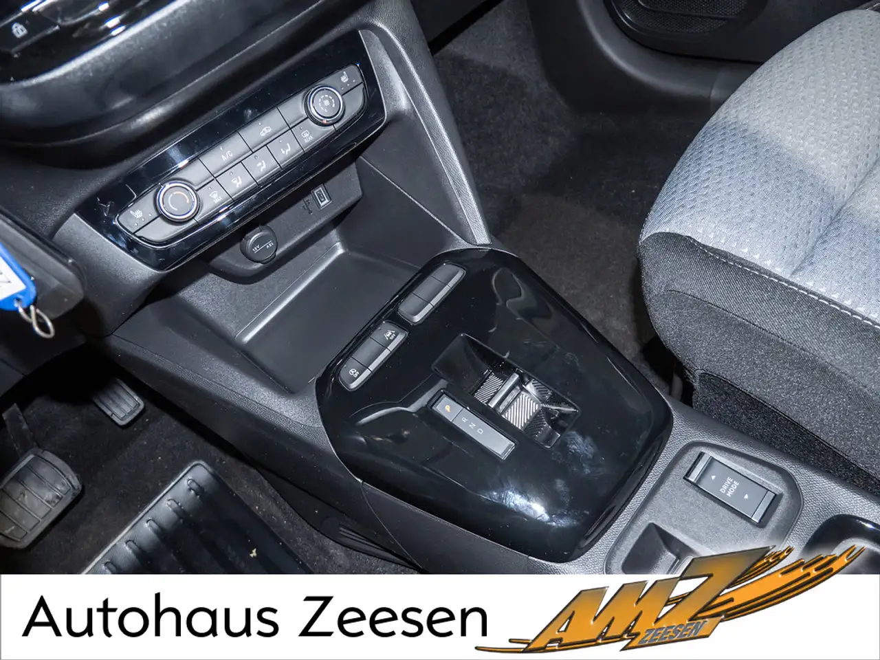 Opel Corsa Edition Hybrid (eDCT) SHZ PDC ALLWETTER 11